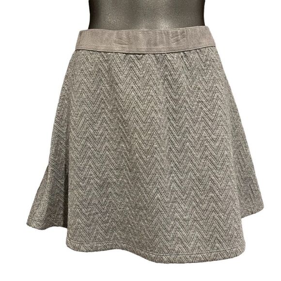 Candie's Dresses & Skirts - Candie’s Gray Zig-Zag Faux Suede Skirt Junior’s XS
